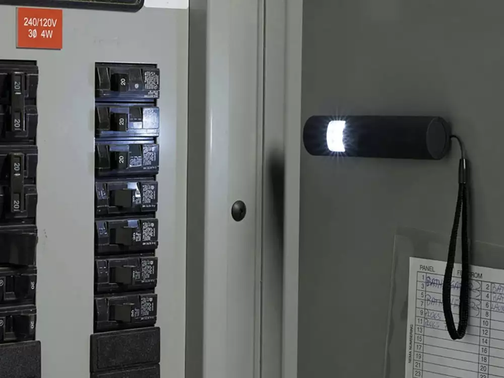 Магнитный фонарик «Tau mini», 10 диодов — изображение 6