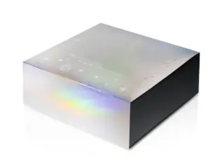 Подарочная коробка с голографическим шубером «Aurora», L