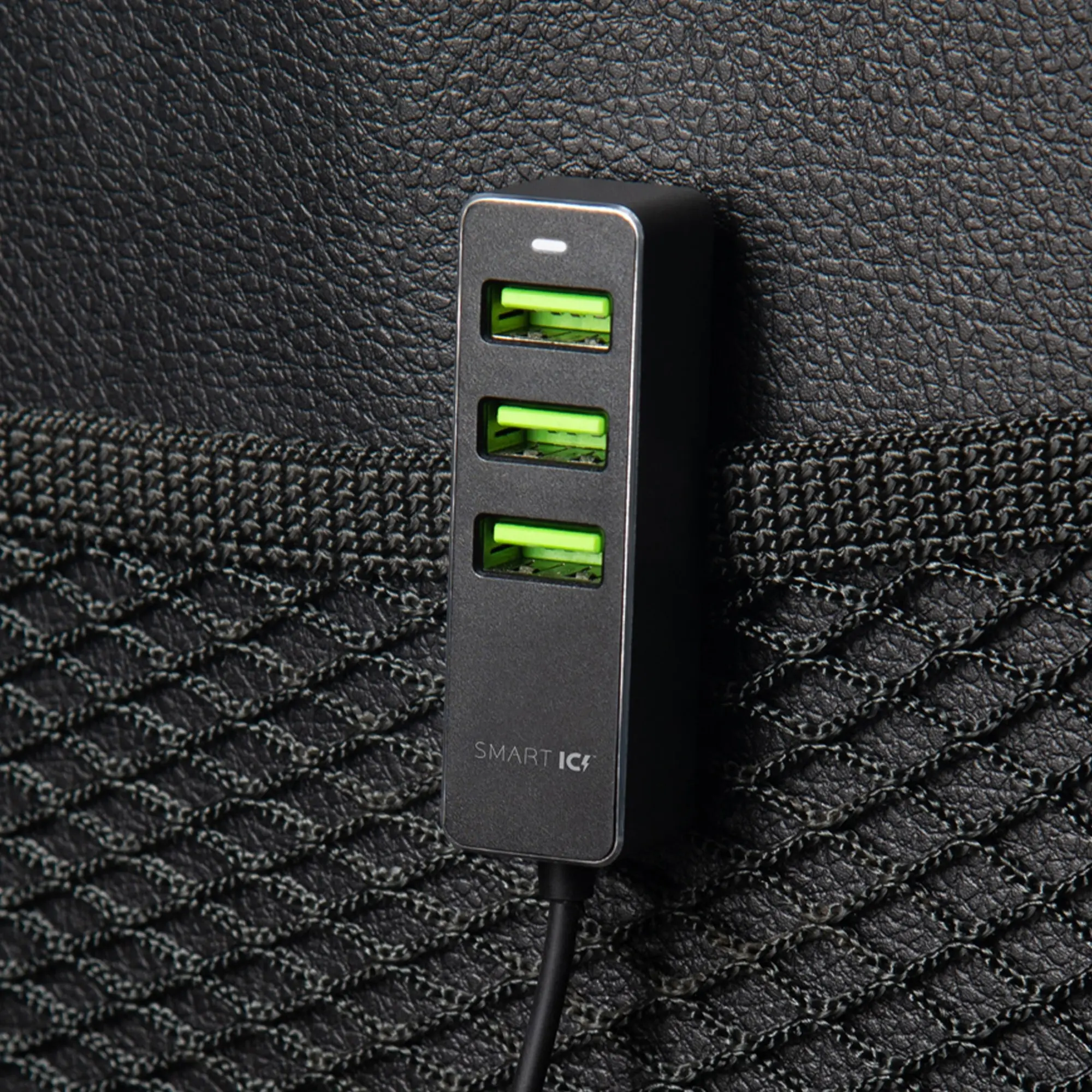 АЗУ 1 USB + 3 USB для пассажиров, QC 3.0, 7Аa — изображение 3